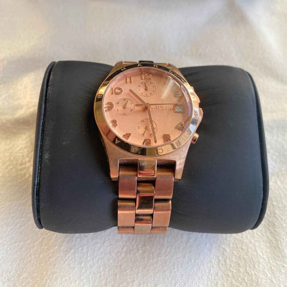 Marc by Marc Jacobs Women's MBM3074 Henry Classic Chronograph Rose Gold …